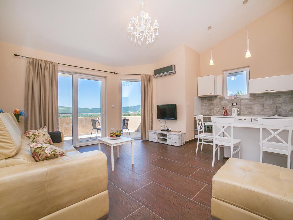 Apartments Urban Wild Kotor Ngoại thất bức ảnh