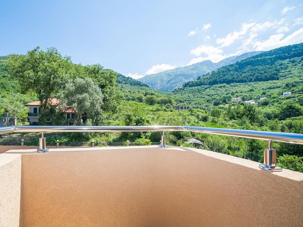 Apartments Urban Wild Kotor Ngoại thất bức ảnh